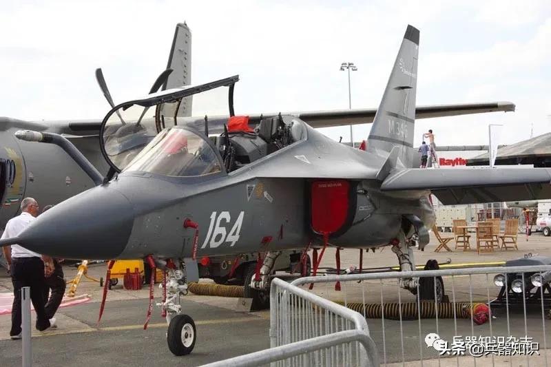 新一代高教机大比拼