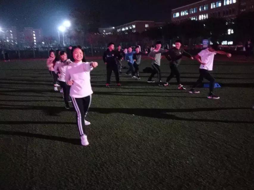 燃烧你的卡路里陈若昕,燃烧你的卡路里健身博主