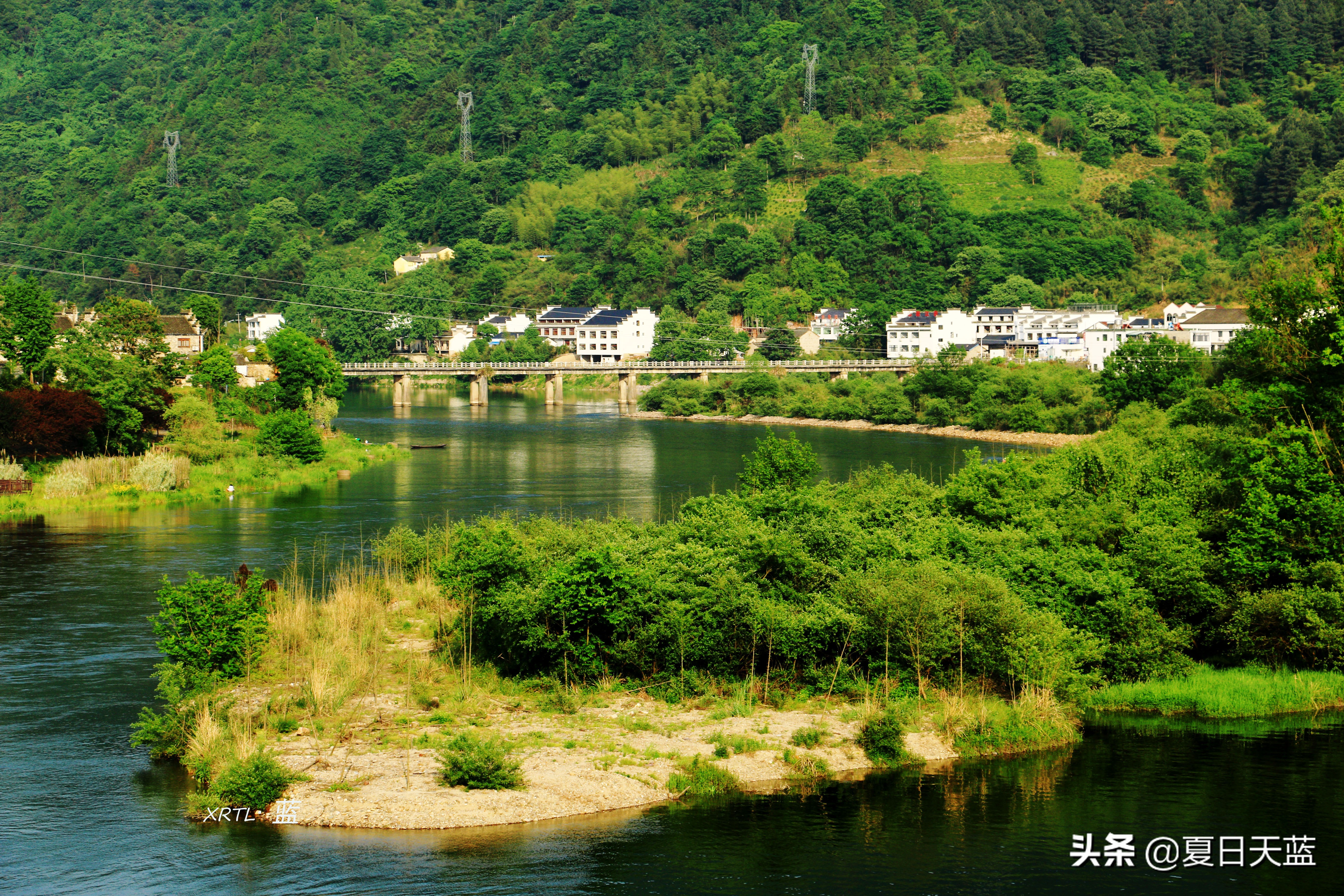 李白在桃花潭写的千古名句,桃花潭因李白而出名的诗句
