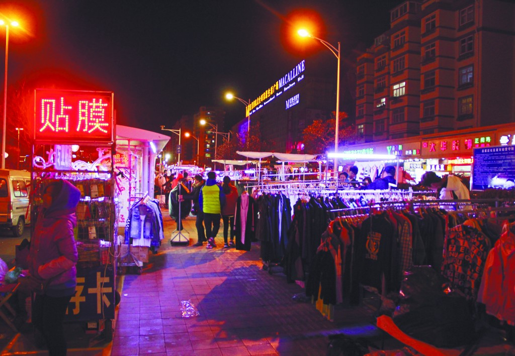 地摊经济来了怎么摆摊才能赚钱,地摊经济来临怎么摆摊赚钱