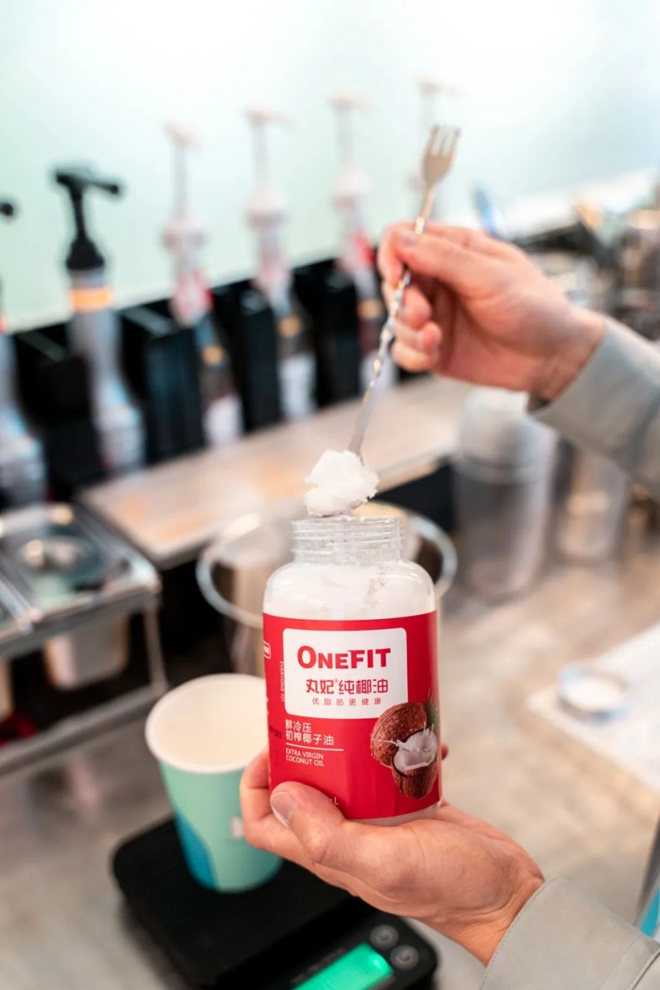 体育西「咖啡研究所」，竟对老广的菠萝啤下手了