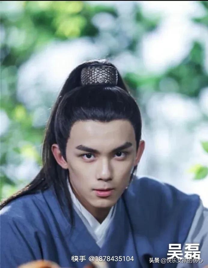 形容古代男子帅气有魅力的句子,描写古代男子气质优雅的句子