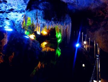 重庆古溶洞,重庆第一大溶洞