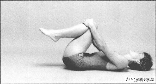 腰椎间盘突出跑步好还是跳绳好,腰椎间盘4-5节突出可以跑步吗