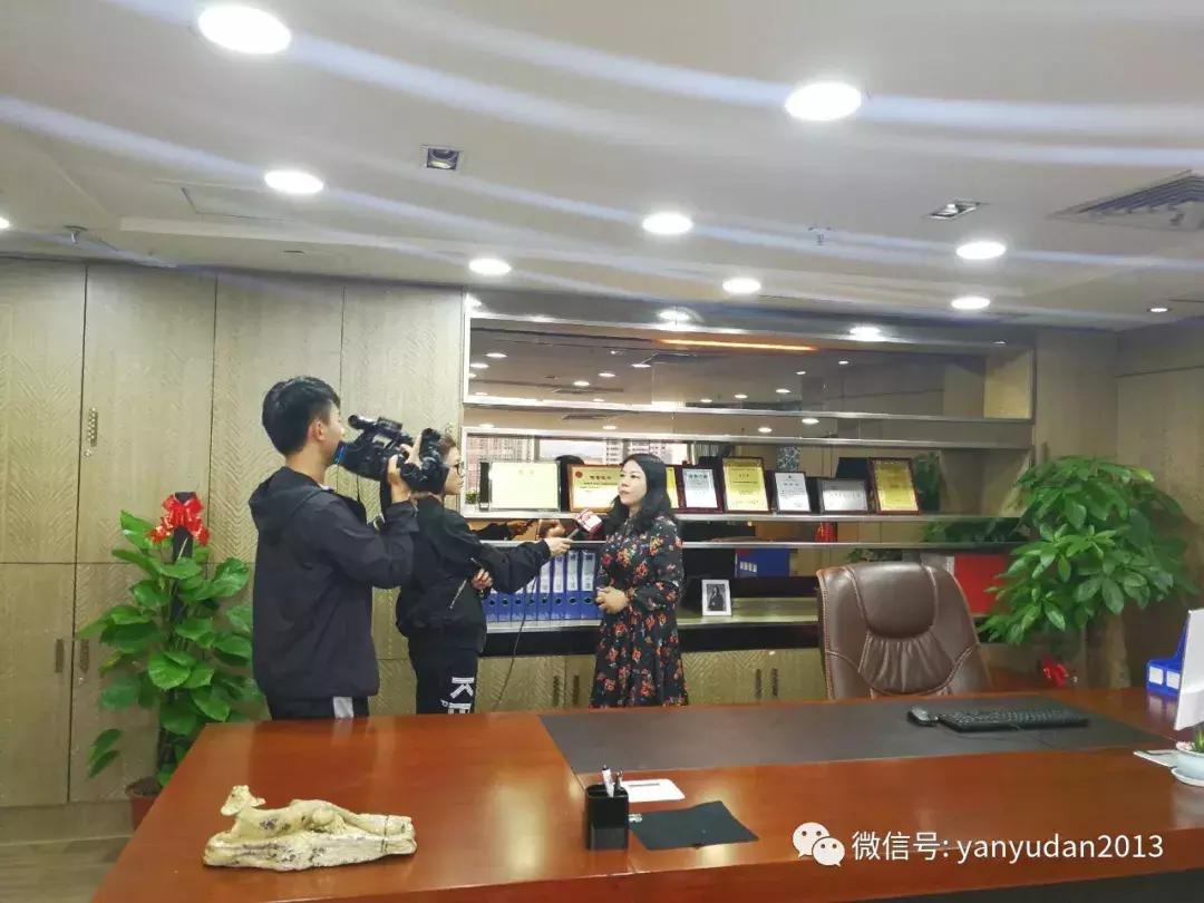 网红店铺排队是真的吗,网红打卡店欺骗消费者