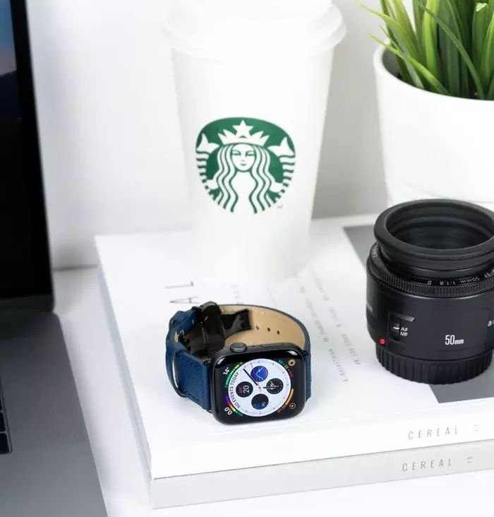 品牌IP火到你不敢认，星巴克“猫爪杯”竟能卖到1348元