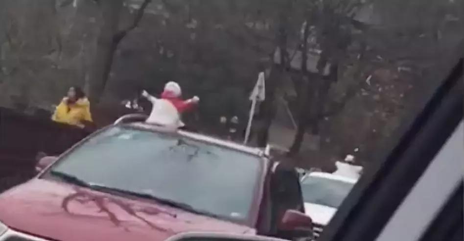 成都雪人卖15元一个,成都卖雪人15块1个