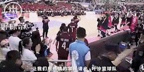 只有一个人的球队，为何让每一个人泪流满面？