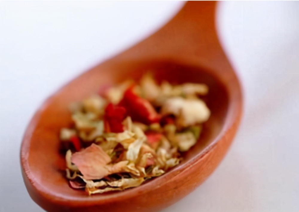 检查血小板是怎么回事,血小板84数值偏低是什么原因