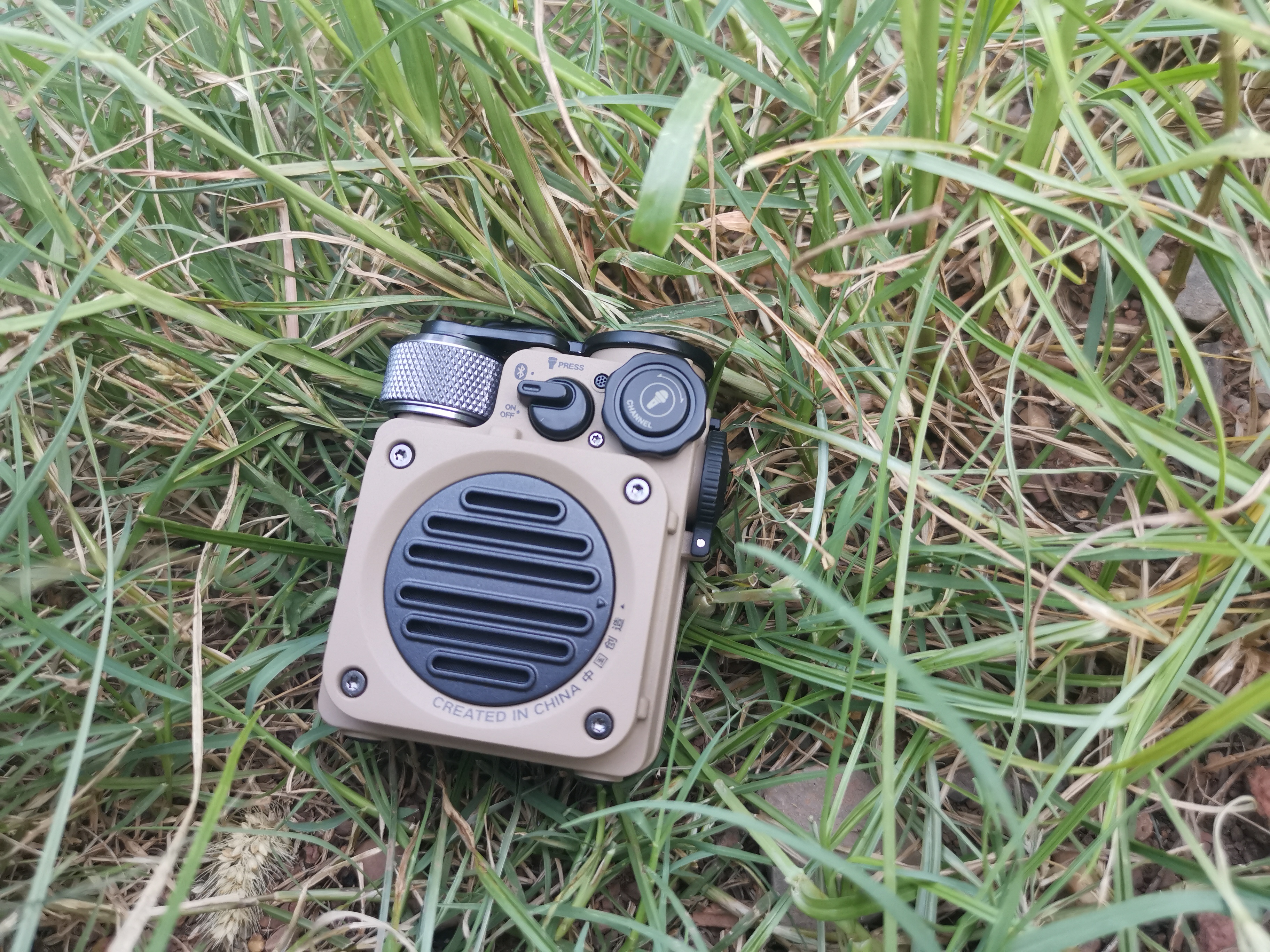 猫王收音机限量版,猫王新推出野性mini便携音箱