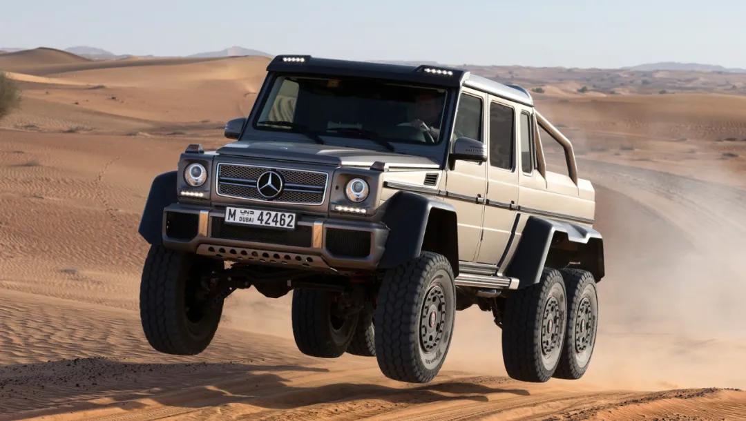 在城中开牧马人代步的人？我敬你是条汉子！