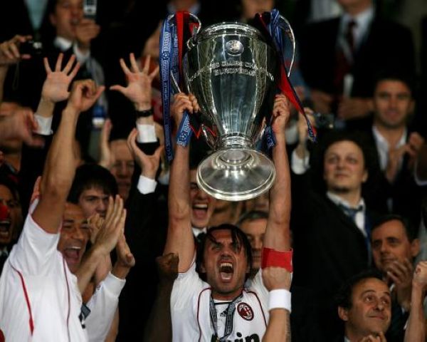 足球世界传奇球员,马尔蒂尼足球生涯