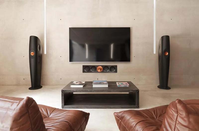 「艾维科技」用KEF在家打造极致影院