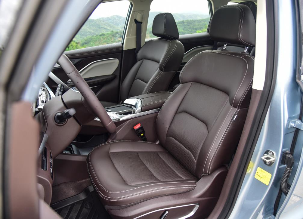 既省油动力又强又耐用的家用车,可靠省油空间大15万日系家轿推荐