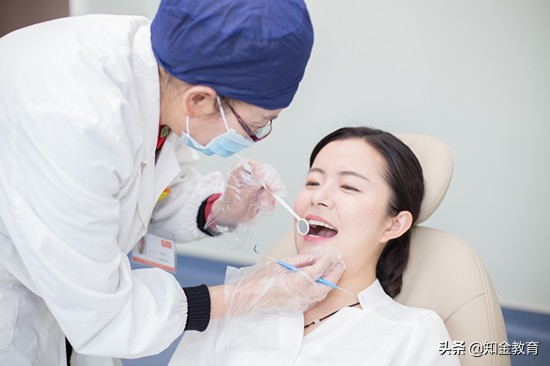 未来学医什么专业好就业,想学医应该选哪几门课程