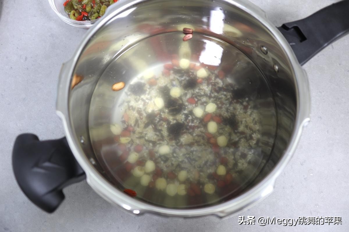 每天一碗粥天天不重样好吃又营养,适合冬天的粥100种做法