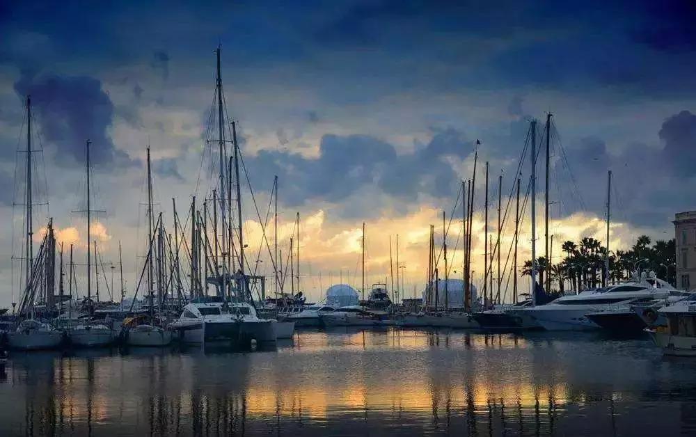 30个巴黎传奇地标,法国的三个标志性建筑