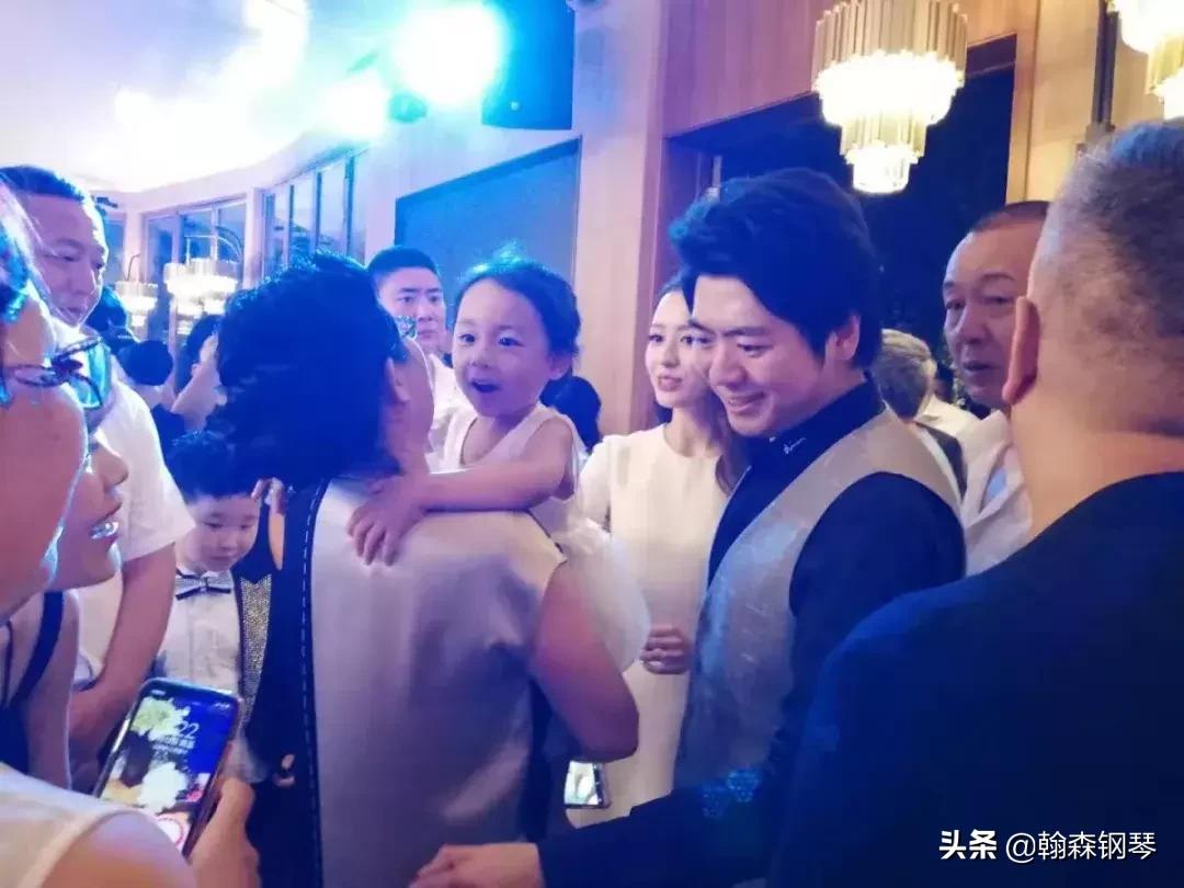 7月12日朗朗婚礼答谢宴在沈阳举行!郎朗还邀请了一位特殊小朋友