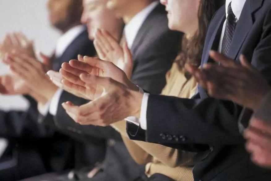 人性的弱点教你快速提高人际交往,人性的弱点与人相处的技巧