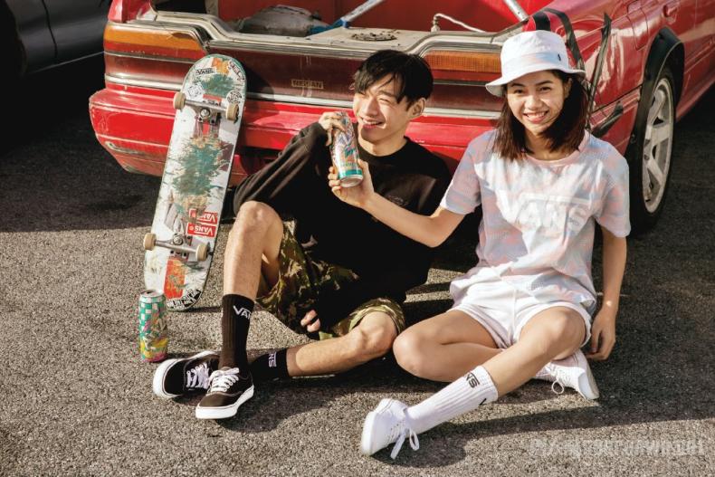 vans白黑鞋面,经典vans鞋面