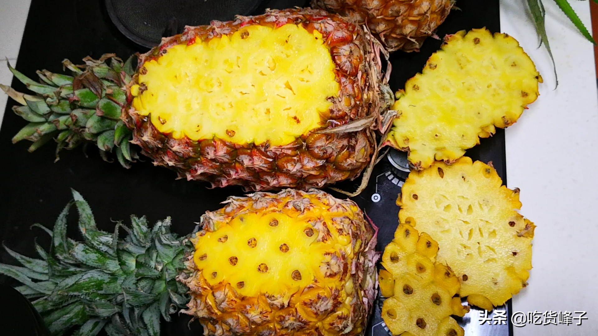 教你菠萝这样切，水果店老板不削皮都不怕，简单又快速，还不脏手