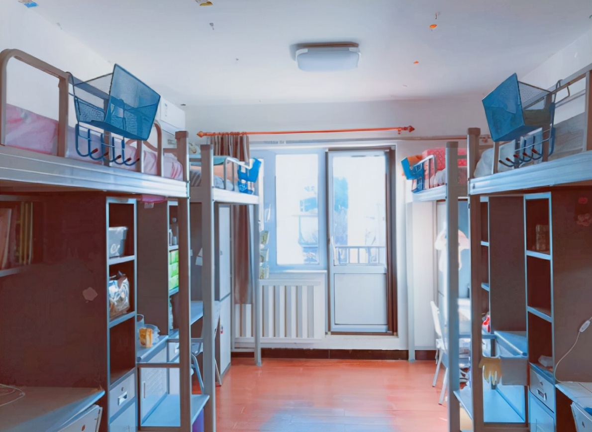 民*本科办**学费颇高，教育相关部门不管理，原因反而是为学生好