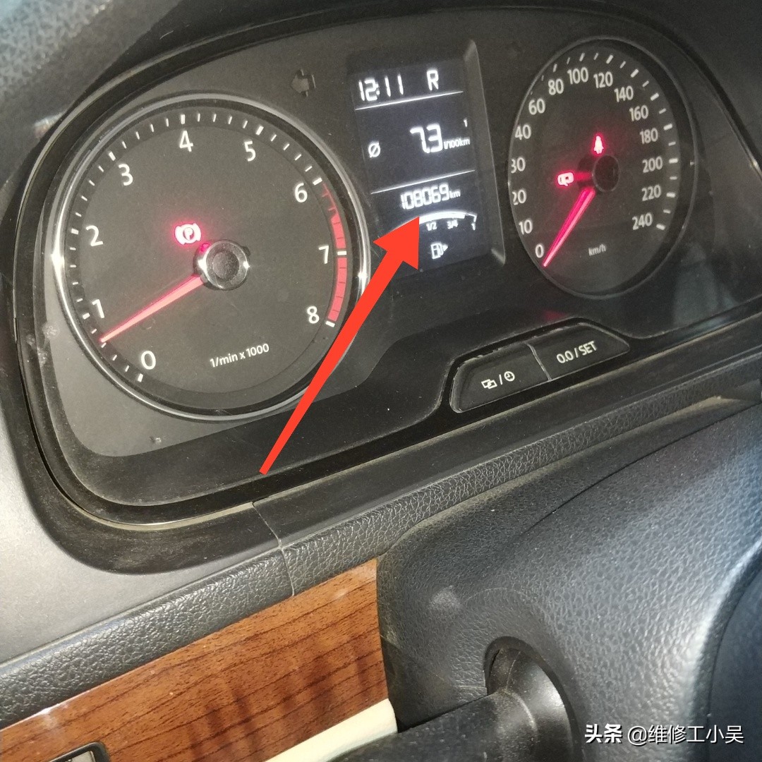 朗逸变速箱抖动维修,朗逸发动机哒哒哒响怠速抖动