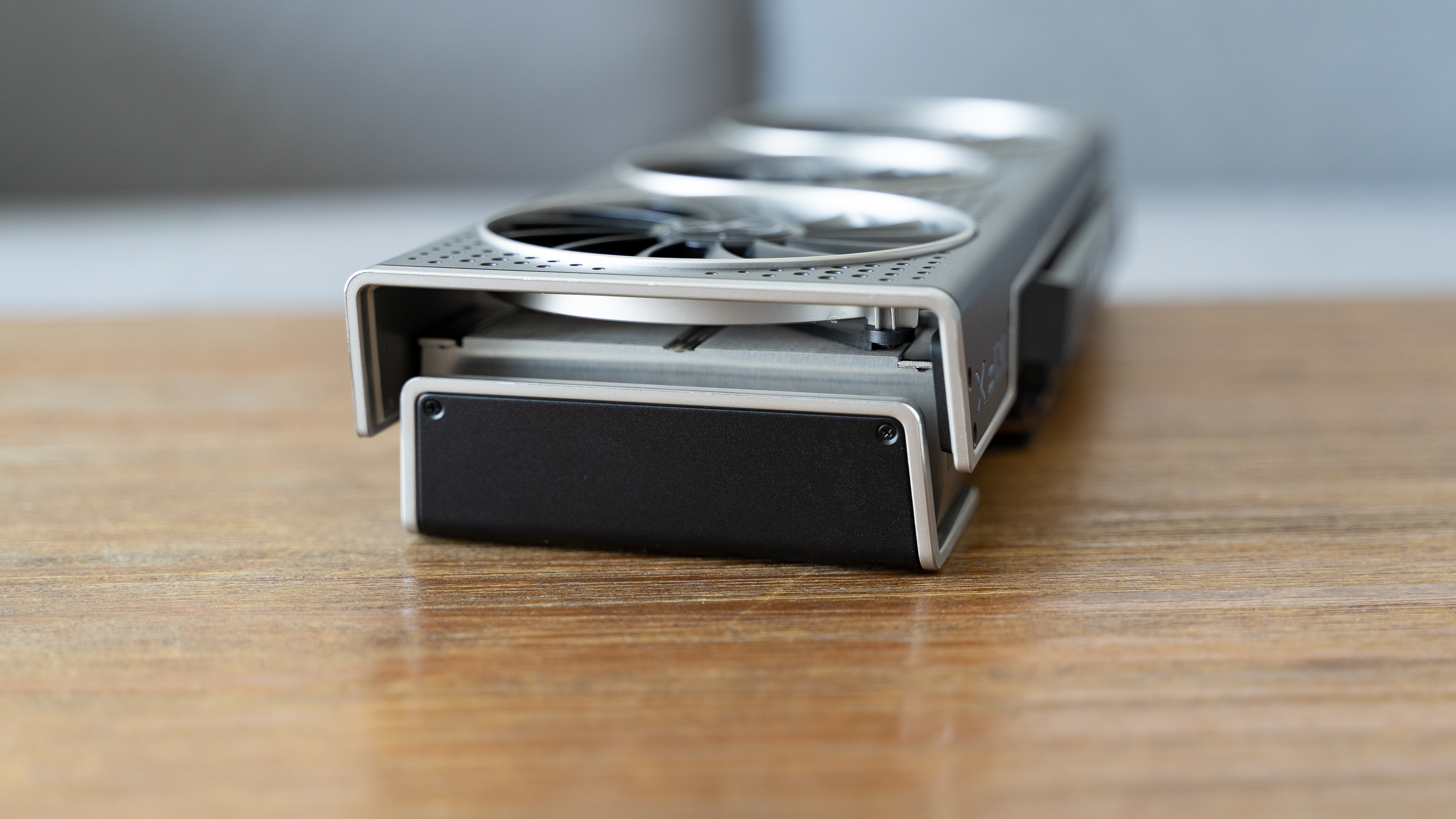 讯景rx6600xt海外版v2值不值入手,讯景rx6800海外版能买吗