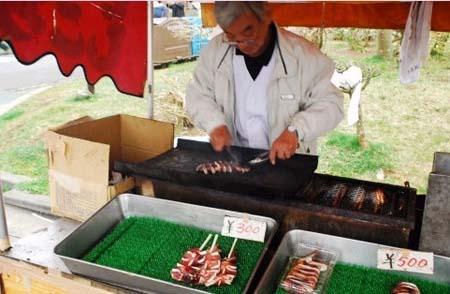 100元人民币等于多少日本币,100人民币在日本一日三餐