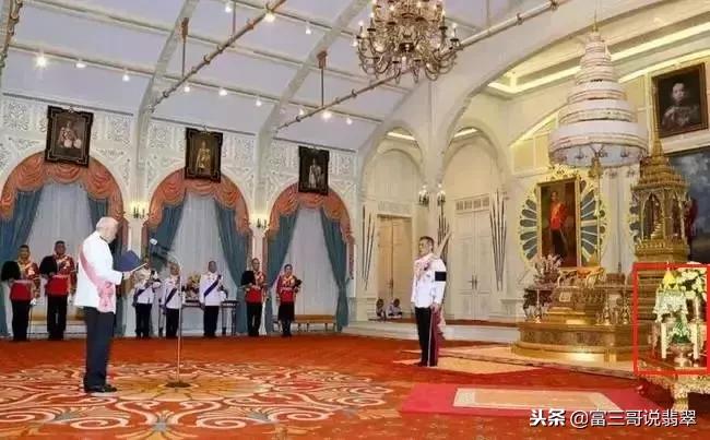 泰国翡翠佛,泰国王室的神秘翡翠佛