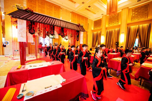 告别童年致敬青春,告别童年拥抱青春逐梦起航寄语