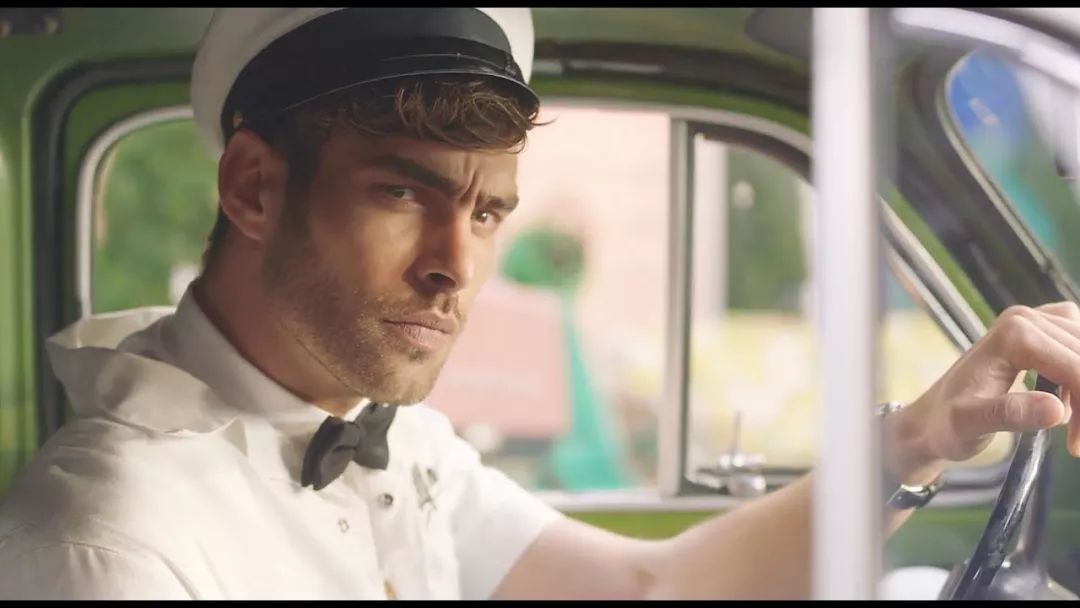 从Troye的男朋友到MariahCarey的小男宠，这个男模真厉害！