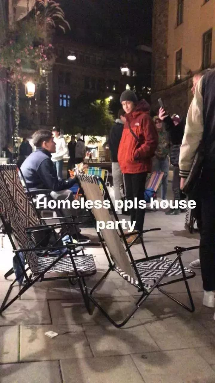 为了买鞋而买鞋,为了买鞋努力搬砖