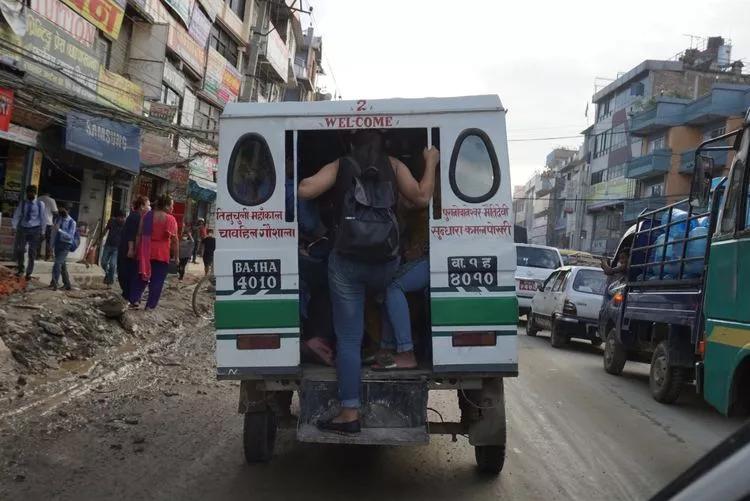 最新尼泊尔免签证费政策 (中国去尼泊尔免签证费)