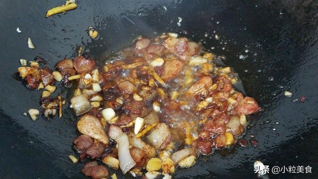 豆腐炖鱼怎么做好吃又简单视频,酸菜豆腐炖鱼汤的做法大全家常