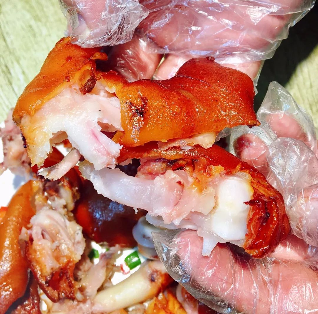 长春正宗熏酱猪蹄,长春第一马牙熏酱