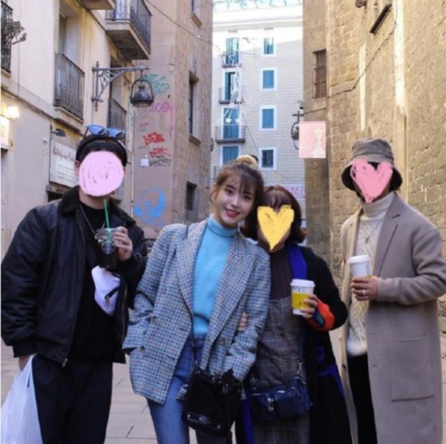 iu晒最新照片,iu西班牙私服