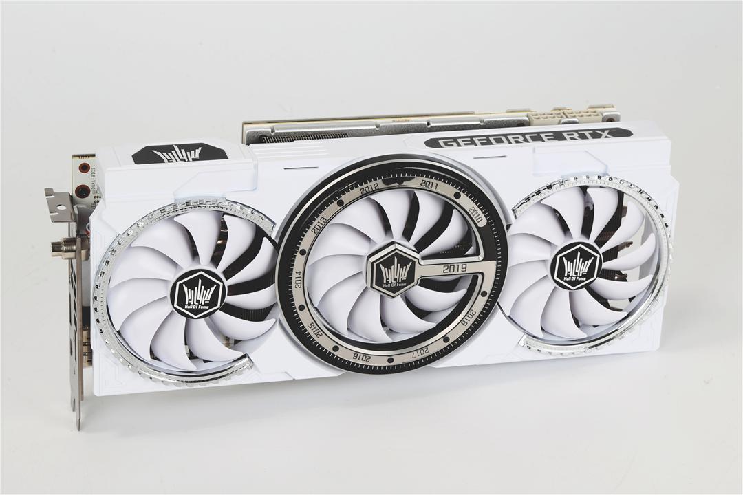 入门级显卡和高端显卡的区别,入门级显卡和核心显卡有啥区别呢