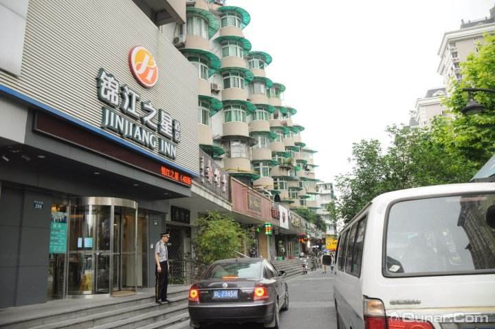 杭州商业步行街,中国十大步行街杭州湖滨步行街