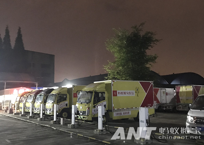 济南搬家服务的电话,济南正规搬家哪家好