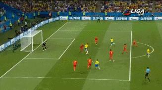 菲尔米诺利物浦训练,菲尔米诺的打法