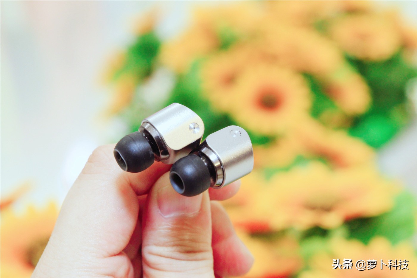 解析力高瞬态高的耳机推荐,松下HDE10耳机怎么样