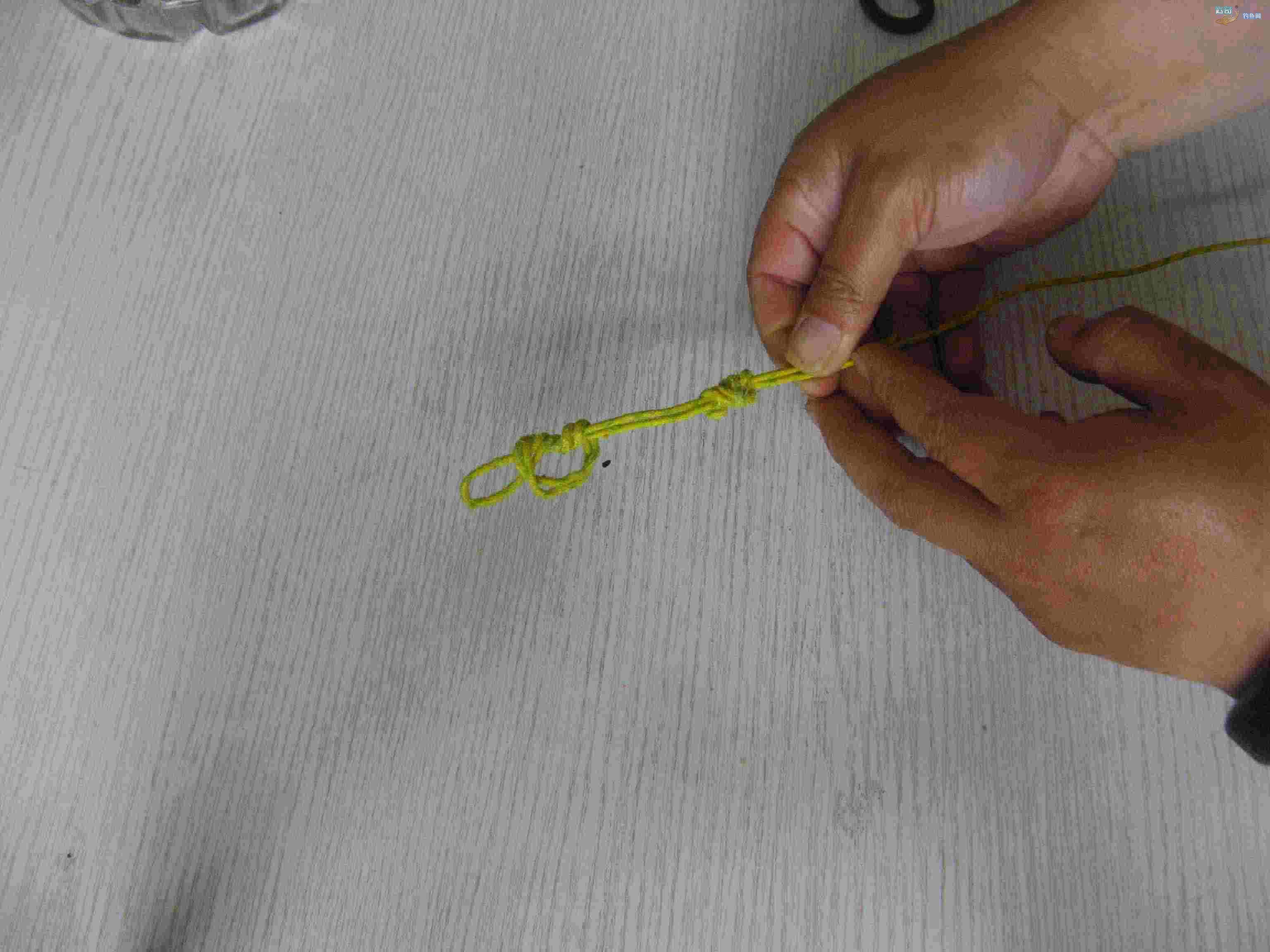 鱼竿稍和主线打结,鱼竿怎么打马蹄环