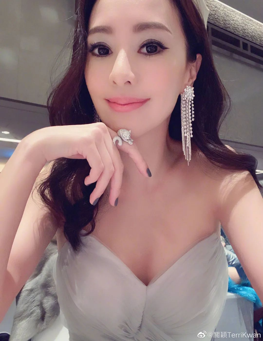 鍙版咕绗竴鍚嶅獩濂冲効,鍙版咕棣栧瘜绗竴鍚嶅獩