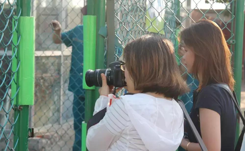 中国媒体团考察,探访全国足球特色学校