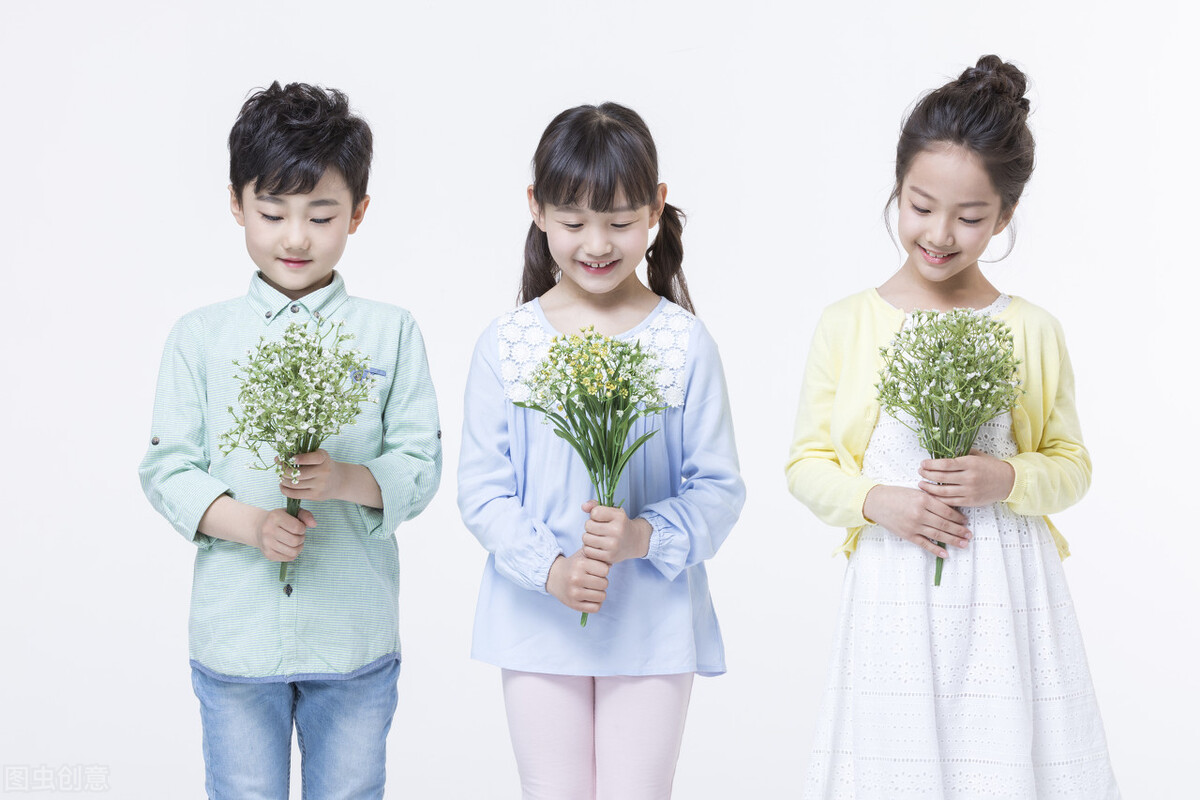 隐形牙套大概多少钱呢,国产隐形牙套多少钱