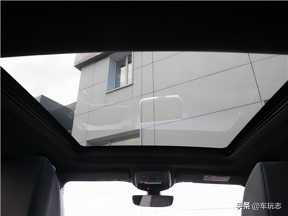 标致2008是最强小型suv,东风标致2008suv型多少钱