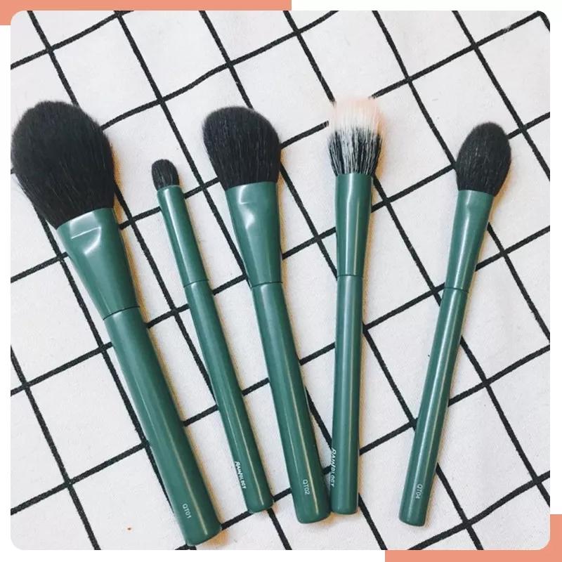 水真深！美妆博主们出的彩妆，也太好扒了