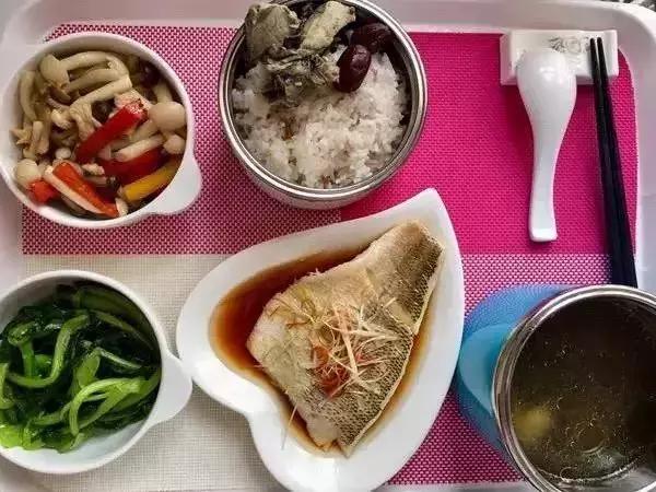 七天速成金牌月嫂含金量几成,优质月嫂费用标准是多少