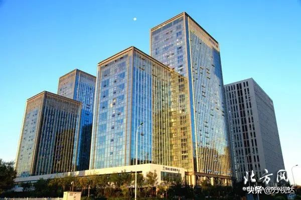 为何有的老人会说“穷河东，富河西，砸锅卖铁红桥区”？